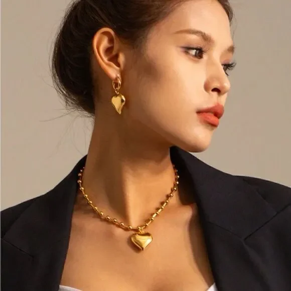 Gold heart necklace M322 - Picture 2 of 5